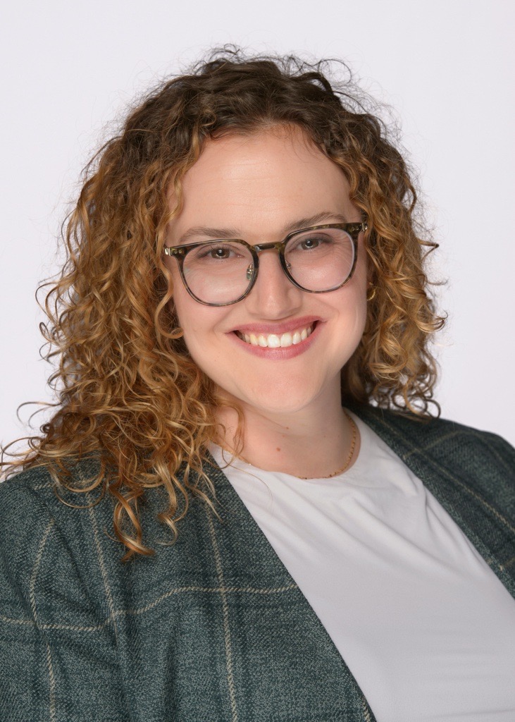 headshot of Sarah Mitchell